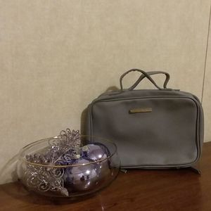 ✈Tender Love and Carry travel bag with hanger